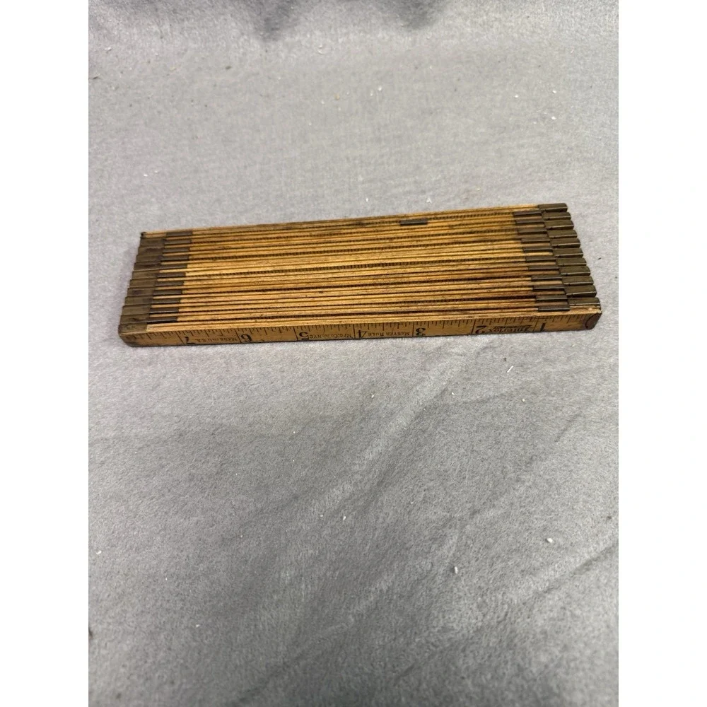 ANTIQUE INTERLOX SLIDING CALIPER RULE‎ 72